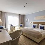Mein Strandhaus - Hotel, Restaurant & Schwimmbad 4*
