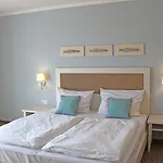 Hotel Mein Strandhaus - Hotel, Restaurant & Schwimmbad Timmendorfer Strand