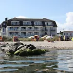 Hotel Mein Strandhaus - Hotel, Restaurant & Schwimmbad 4*