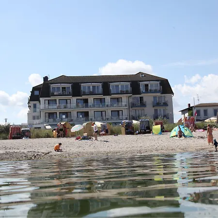 Mein Strandhaus - Hotel, Restaurant & Schwimmbad 4* Timmendorfer Strand