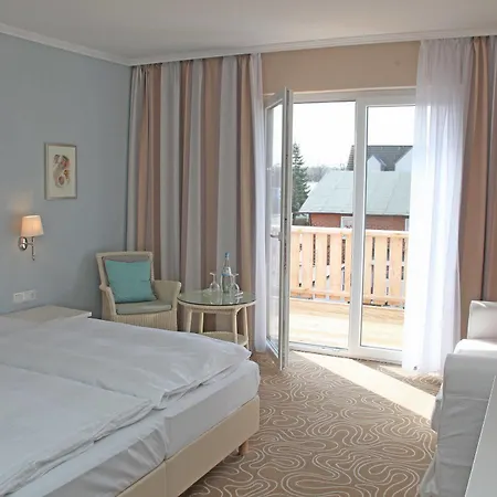 Mein Strandhaus - Hotel, Restaurant & Schwimmbad 4*